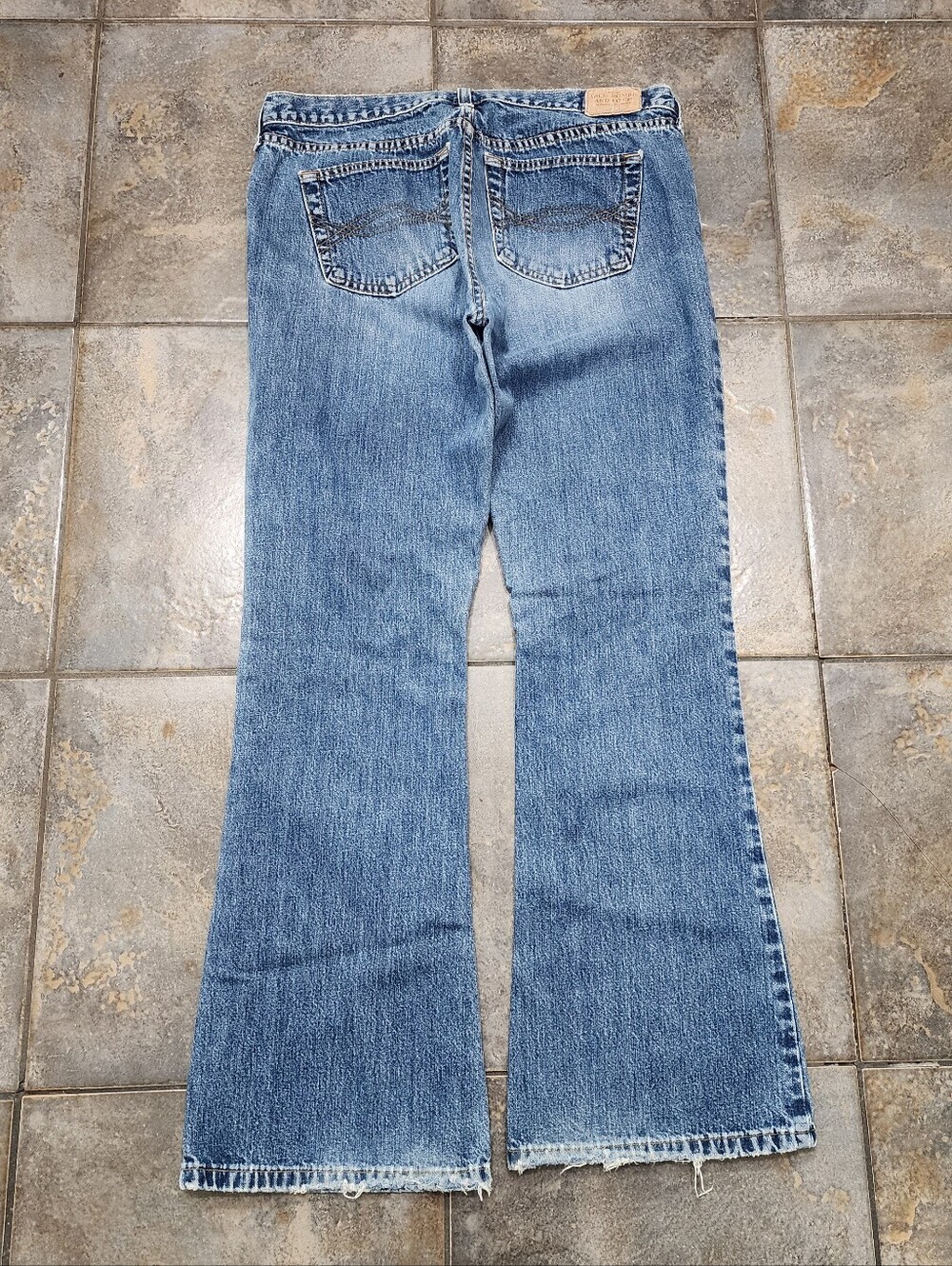 Vintage Y2K Abercrombie & Fitch Women's 33x30 Flare Button Fly Denim Jeans